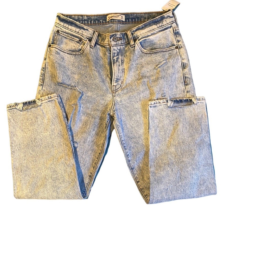 Abercrombie & Fitch distressed jeans